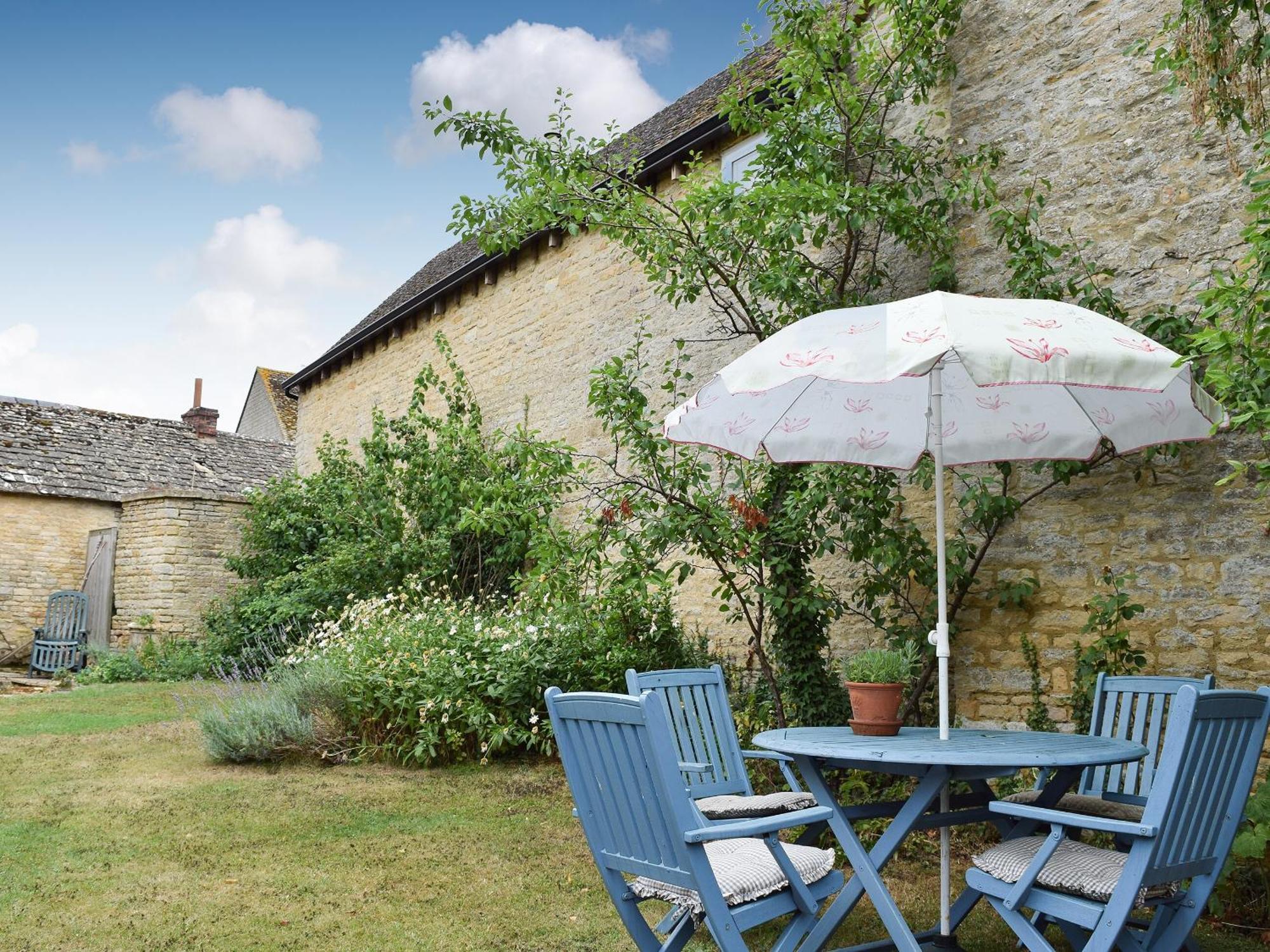 Picket Piece Cottage Chadlington Экстерьер фото