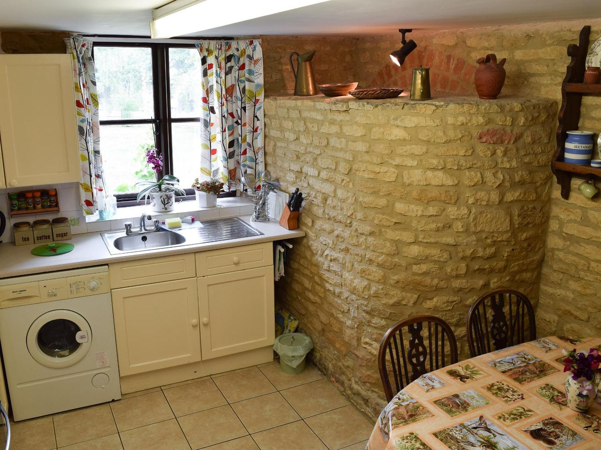 Picket Piece Cottage Chadlington Экстерьер фото